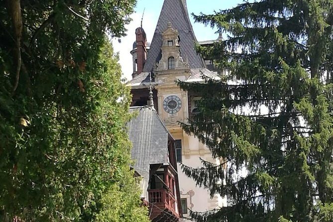 1 Day Castles Tour - Sinaia and Bran - Bran Castle: Dracula Legends, Cliffside Views, and Local Souvenirs