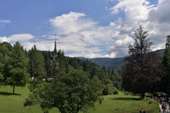 1 Day Castles Tour - Sinaia and Bran - Air-Conditioned Comfort and Small-Group Size: More Than Convenience