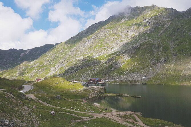 10-Day Private Tour of Romania with Pick Up - Day 2: Curtea de Argeș, Poienari, and the Transfăgărășan Drive