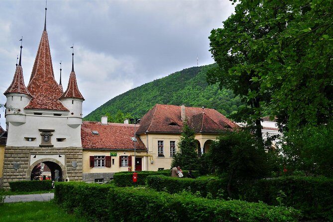 2-Day Private Tour of Transylvania from Bucharest - Why a private Transylvania loop from Bucharest makes sense