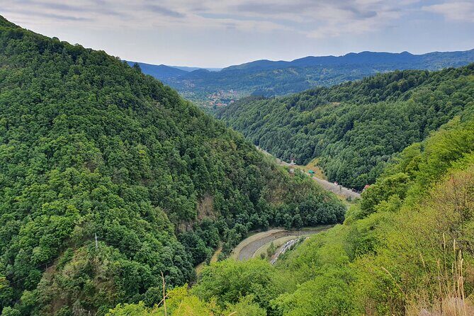 2-Day Small-Group Tour in Transylvania from Bucharest - Maximum 5 Persons - Day 1: Peles Castle, Brasov break, and Bran Castle in one day
