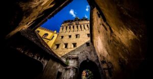 2-Day Transylvania Break From Bucharest - Sinaia and Peles Castle: royal splendor with real-world details