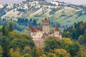 2-Day Transylvania from Bucharest: Brasov, Bran, Sighisoara - Day 1: Peles Castle, Brasov Old Town, and the Long Story to Sighișoara