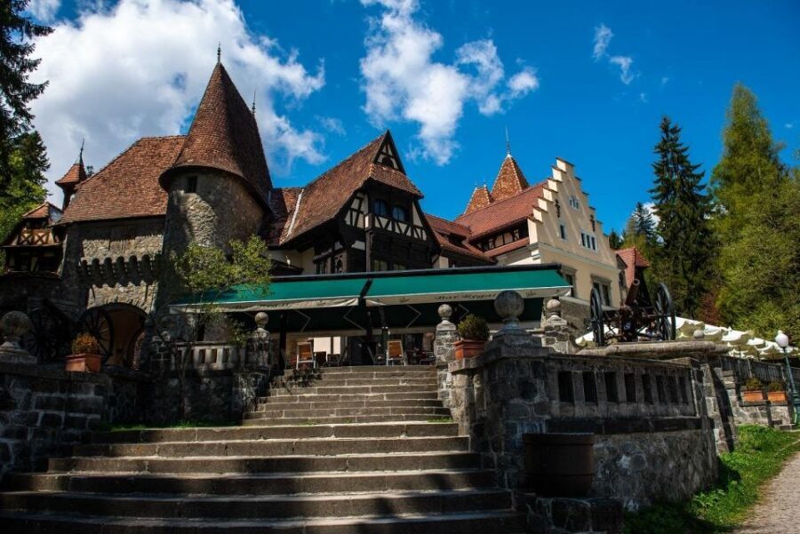 3-Day Medieval Transylvania Package Tour - Day 1: Curtea de Argeș’s Moorish twist, Cozia’s medieval art, then Sibiu’s Old Town