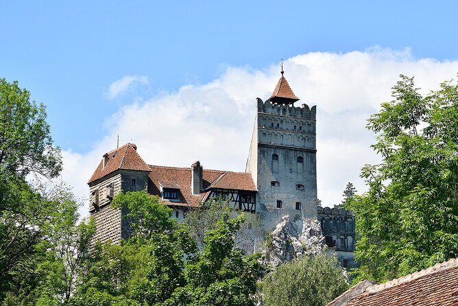 3-Day Tour of Transylvania’s Landmarks from Bucharest - Bran Castle: The Dracula connection is weak, but the fortress story is strong