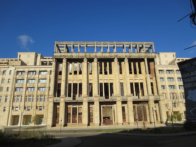 3-Hour Guided Tour of Communist Bucharest - Two Bucharests in three hours: what this tour really helps you see