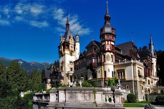 4-Day Transylvania and Dracula Tour from Bucharest - Guide Quality, Group Size, and the Reality of Long Drives