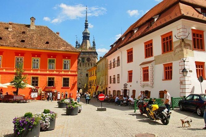 4 Days Private Tour in Transylvania Brasov Sighisoara Sibiu - The Transylvania route that balances legends and real places