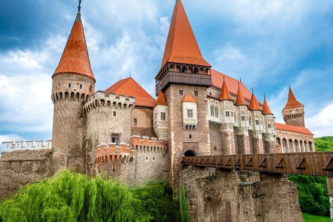 4 Days Private Transylvania Tour from Bucharest - Day 1: Cozia Monastery’s Armenian Detail and Sibiu’s Squares
