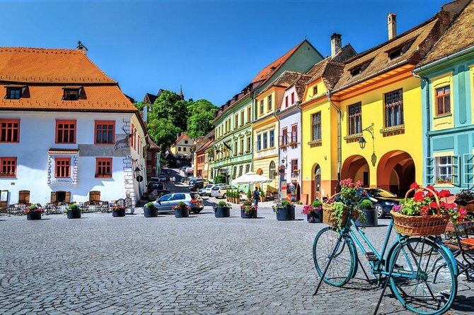 4 Days - Transylvania Private Tour - Day 1: Peleș Castle, Bran Castle, and Brașov’s medieval mix