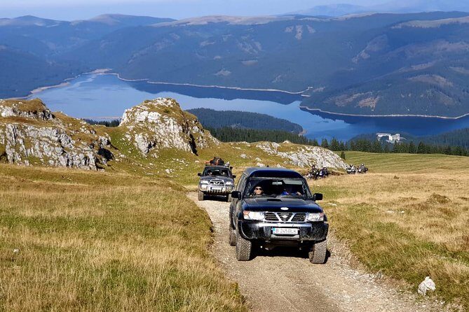4x4 Driving Experience at Flying Altitudes - 7 Days - Sinca Veche Monastery and the Poiana Brașov Finish