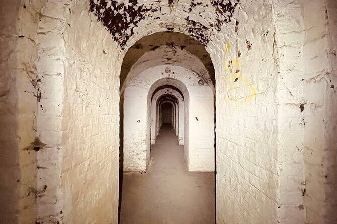 5h Abandoned Fort, Dracula's Grave and Mogoșoaia Palace, Private - The Vlad-to-Suburbs value: price and time math