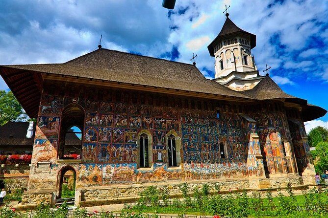 6 Days Transylvania and Bukovina Small Group Tour from Bucharest - Getting Your Bearings: what this Transylvania and Bukovina route delivers