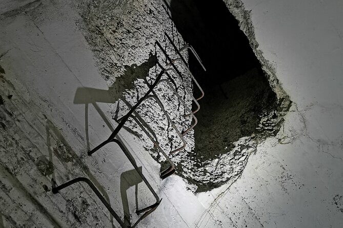 Abandoned and haunted military base - the ghosts tour - Fort Chitila’s underground tunnels: what to expect in the tight, dark parts