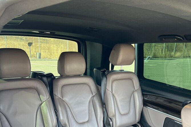 Airport Transfer -One way Bucharest Otopeni Henri Coandă Airport - Driver Style: Friendly, Conversational, and Useful (Daniel and Victor Stand Out)