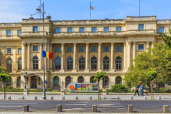 Best Walking Tour of Bucharest's City Center - 2.5 hours - Optional extras: Unirii Square views and the Patriarchal Cathedral