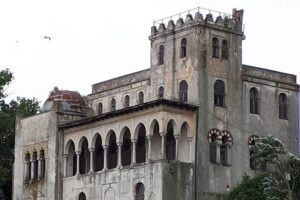 Black Sea and Constanța City - Private Tour from Bucharest - Ovidiu Square and Tomis Harbor: Where the City Faces the Sea