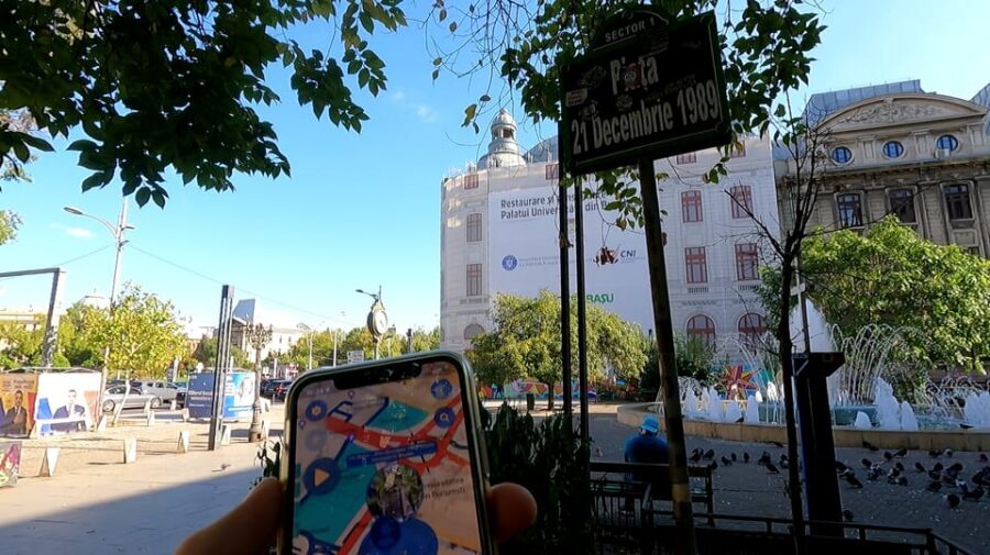 Bucharest 1989 Revolution Walking Tour with Smartphone App - How the Leplace World App Changes a History Walk