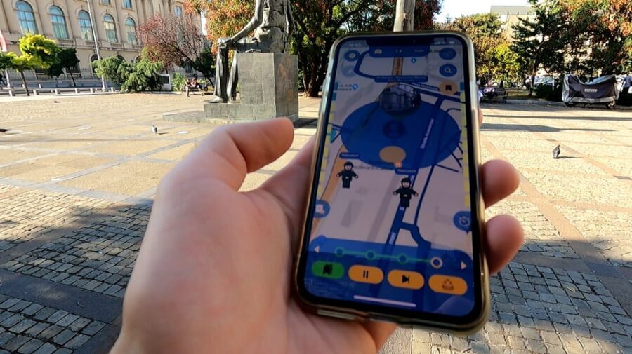 Bucharest 1989 Revolution Walking Tour with Smartphone App - What You Learn Along the Way (Without Pretending It’s a Lecture)