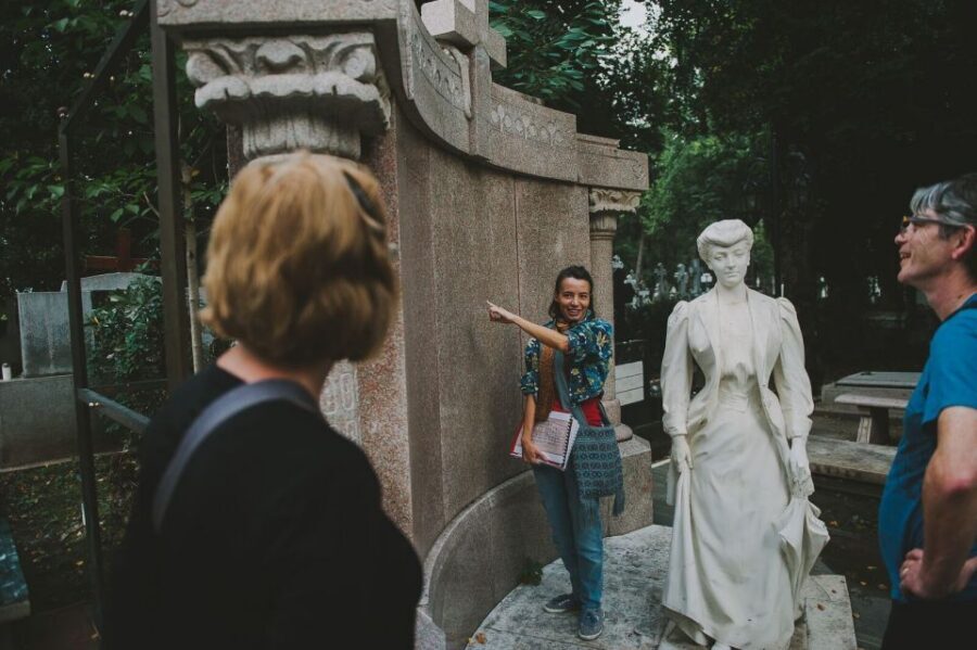 Bucharest: 3-Hour Dark History Tour with a Local - Meeting at the Ion Luca Caragiale National Theatre and setting the tone