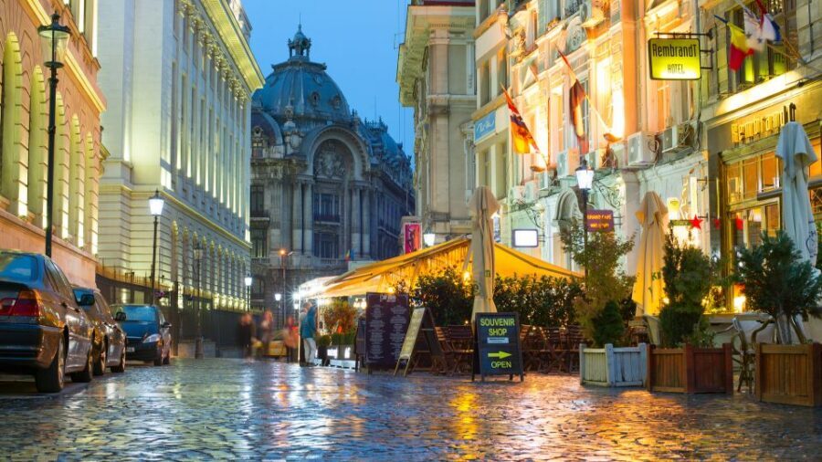 Bucharest: 4-Hour Walking Food Tour in the Old Town - Old Town Sights, Sorted Into a Food-Friendly Route