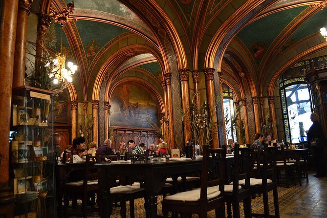 Bucharest and Beyond Private Full-Day Tour - Revolution Square and Triumph Arch: read the city’s turning points