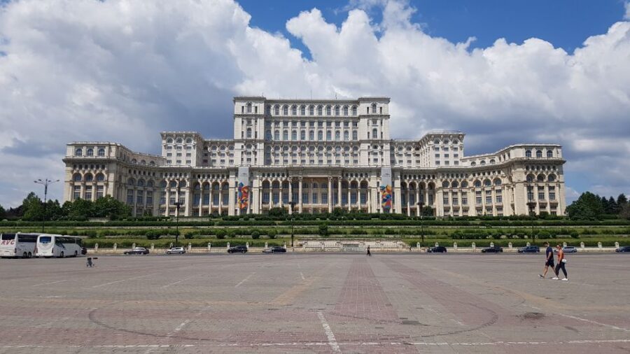 Bucharest City Tour 4h - Small Group Tour by Car - How the guide makes the tour click (look for names like Dan or Alex)
