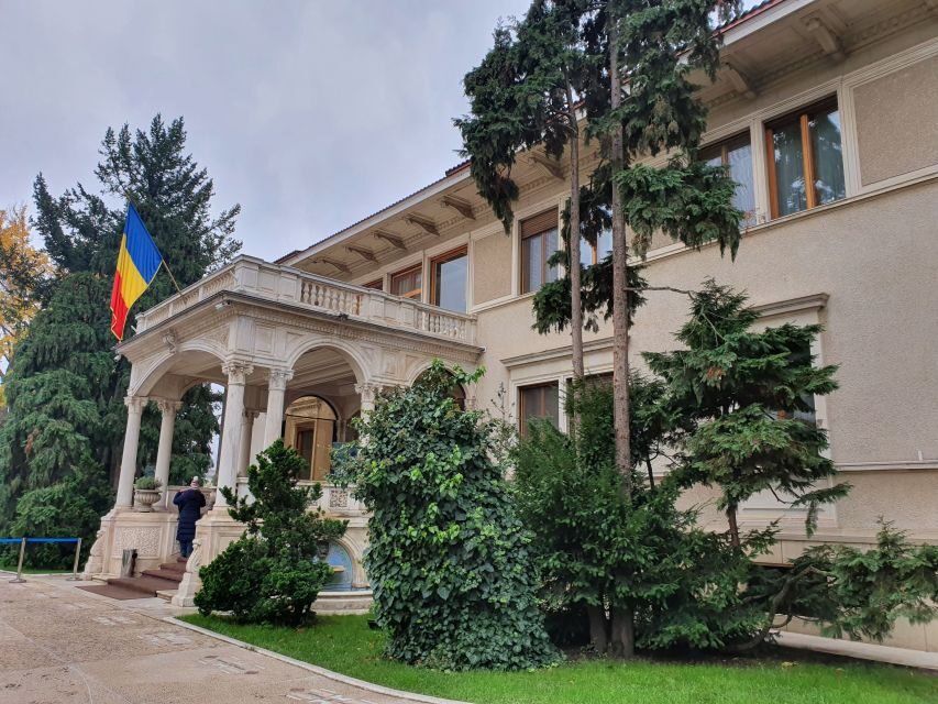 Bucharest City Tour 4h - Small Group Tour by Car - Dimitrie Gusti National Village Museum: rural Romania in an open-air setting