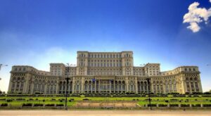 Bucharest: Communism, Revolution & City Highlights Tour - Starting in the right place: Athenaeum, Royal Palace, and Rebirth symbolism