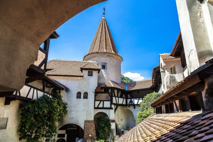 Bucharest: Day Trip to Dracula Castle, Peles Castle & Brașov - Bran Castle: Dracula’s Castle without the need to buy into hype