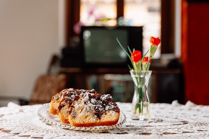 Bucharest: Dinner at the Museum of Communism & tour after closing - Quick hits