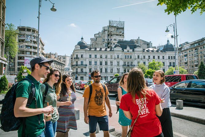 Bucharest Discovery morning tour - Stop 3: Calea Victoriei and the Kretulescu church on Victory Street