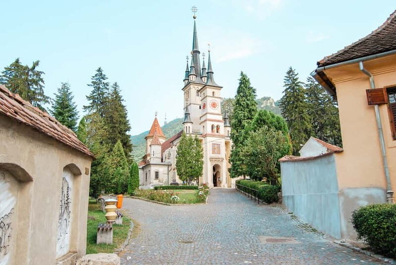 Bucharest: Dracula’s Castle, Peles Castle & Brasov Day Trip - The drive into Transylvania: where the scenery and the story meet