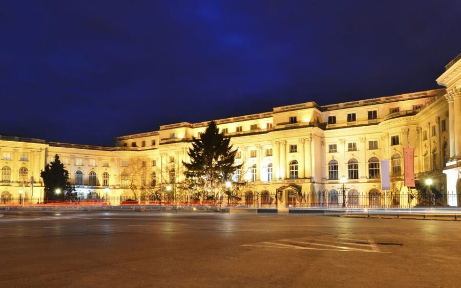 Bucharest: Half Day Bike Tour - Revolution Square and the Ceasescu Era: Learning the Emotional Geography
