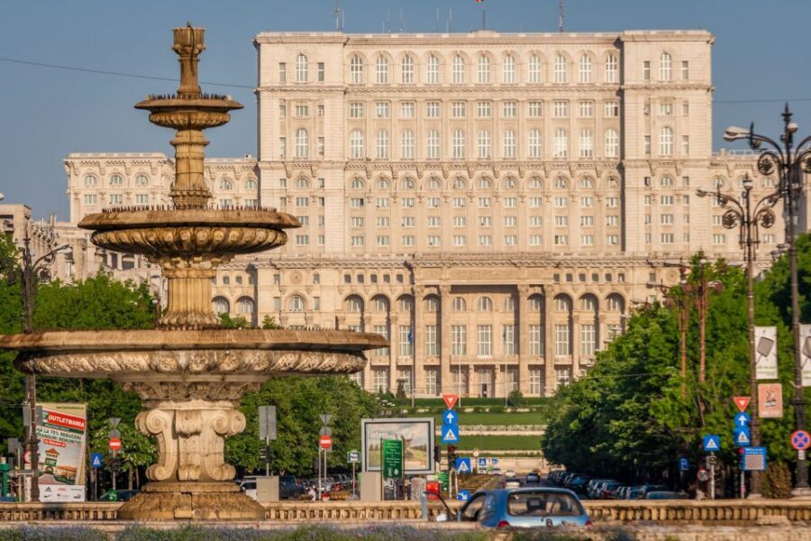Bucharest: Half-Day Sightseeing Tour - Union Square, University Square, and Romana Square: the practical city-reading section