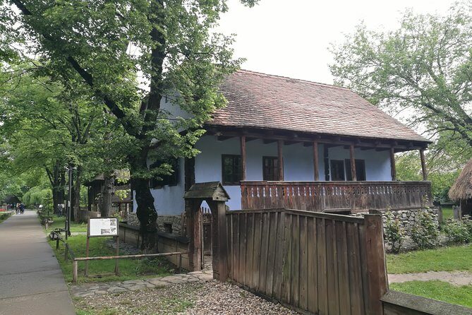 Bucharest Highlights Half-Day City Tour with Pickup - Village Museum Dimitrie Gusti: Folk Culture in 30 Minutes