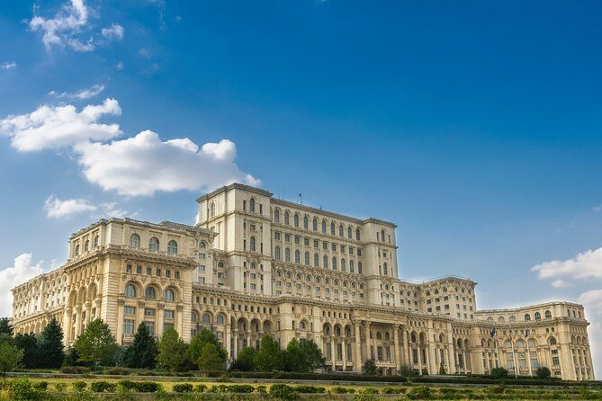 Bucharest Must See Walking Tour - Romanian Athenaeum: the grand opener with a real backstory