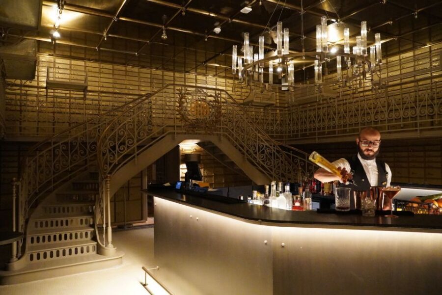 Bucharest: Night Life Tour - Price and value: what $353 per group really buys