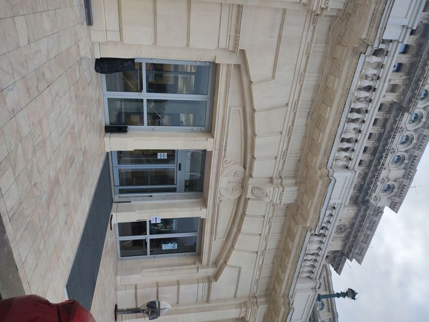 Bucharest: Palace of Parliament Tickets and Guided Tour - Guides and Storytelling: What Makes the Difference