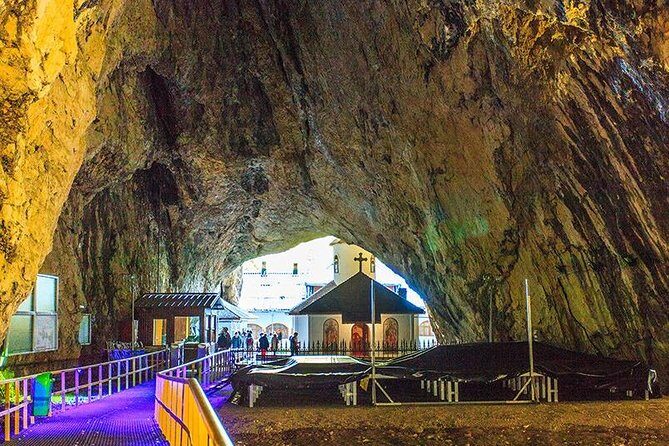 Bucharest Private Tour to Peles Castle & Biggest Salt Mine in Eu - Unirea Salt Mine: Slănic’s cool air and the two-level walk