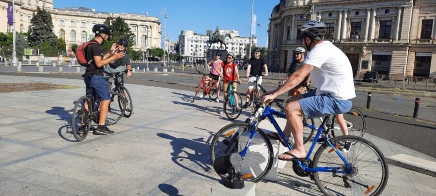 Bucharest Sightseeing Tour - The guide quality: clear French, attention to pace, and take-home photos