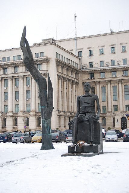 Bucharest Sightseeing Tour - Revolution Square: the 1989 moment that gives the city meaning