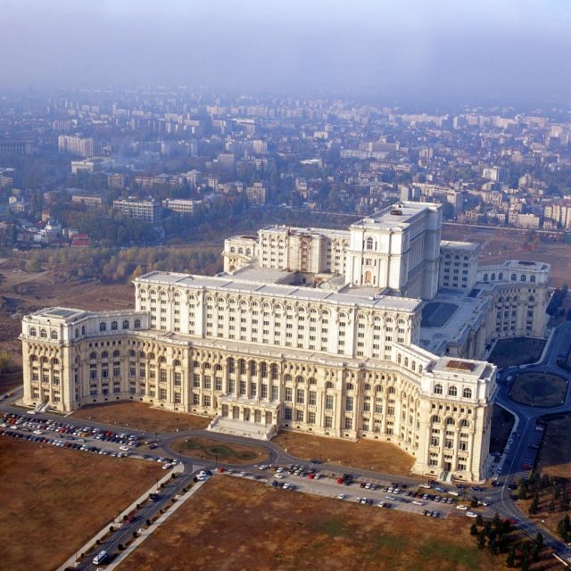 Bucharest Sightseeing Tour - Unirii Square: the transportation hub where architecture still grabs attention