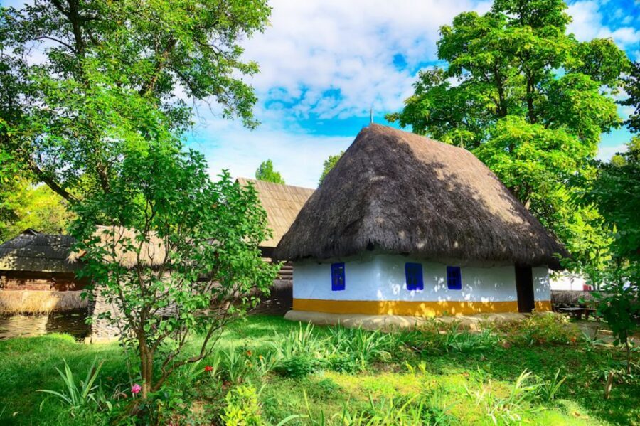 Bucharest & Surroundings: Half Day Tour - How the tour keeps moving (and what you’ll actually see)