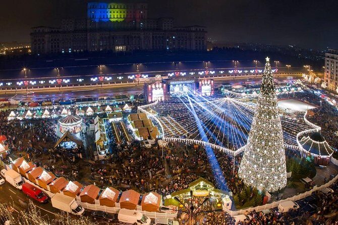 Bucharest: Tour of Christmas traditions & decorations - A Christmas-decorations route that makes sense (and doesn’t waste time)