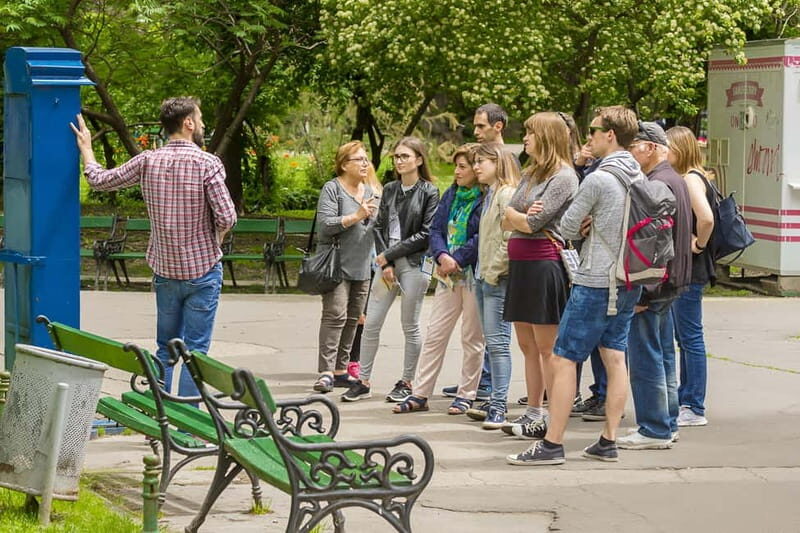 Bucharest: Tour of Old Town, Calea Victoriei & Communism - The Old Town on cobblestones: medieval inns to merchant houses