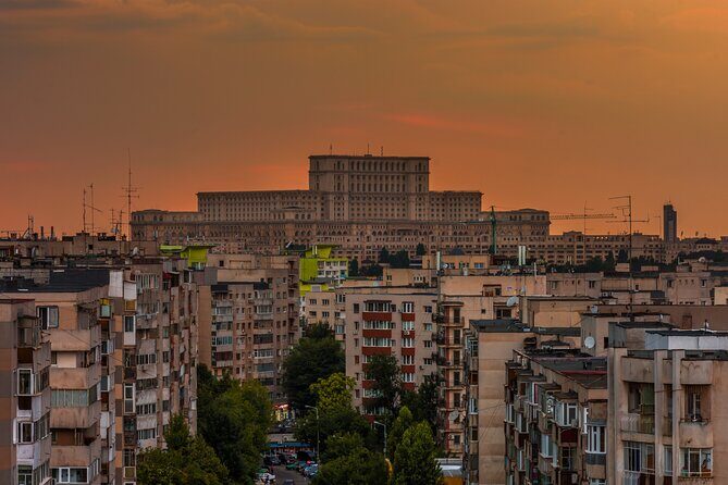 Bucharest Under Communism: Life, Terror & Hope - Leaving propaganda behind and reading the streets