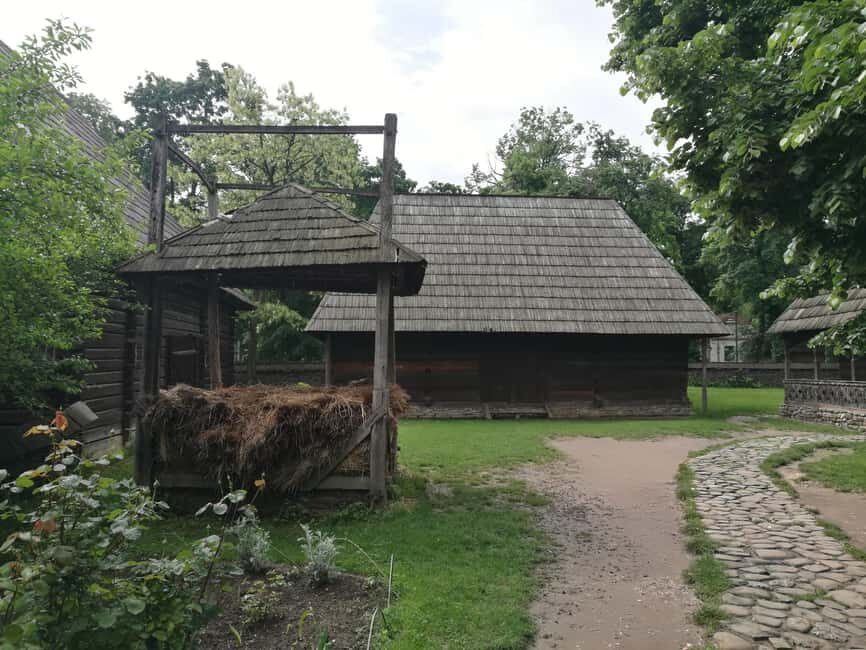 Bucharest: Village Museum Guided Tour - Hotel pickup and drop-off: saving time in a city with real traffic