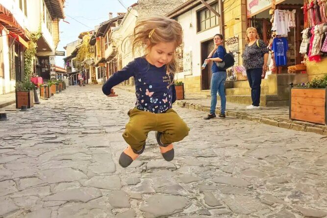 Bulgaria -Private Tour- Basarbovo, Arbanasi, Veliko Tarnovo - Veliko Tarnovo: the city of the Tsars and why it stays memorable