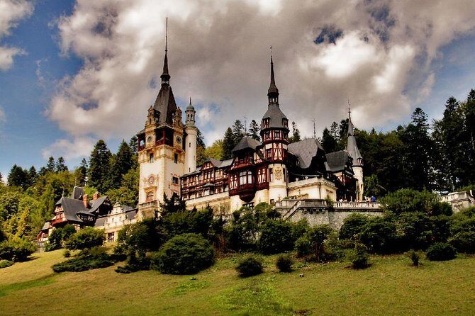 Castles of Transylvania: Private Day Trip from Bucharest - How the Guide Affects Your Day: Tour vs. Drop-Off